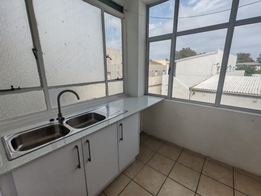 To Let 2 Bedroom Property for Rent in Summerstrand Eastern Cape